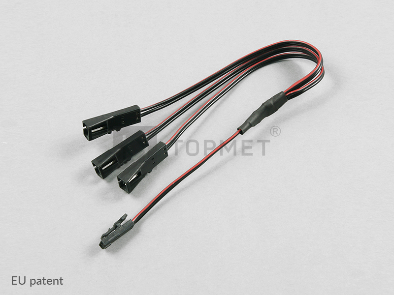 Produit — Connecteur 2x0,35 230mm 3xMikkro2F + 1xMikkro2M