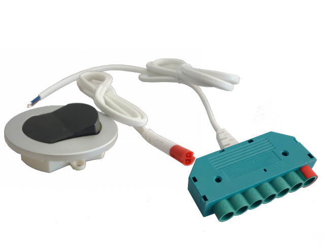 Produit — Interrupteur encastrable noir et argent + connecteur multivoies