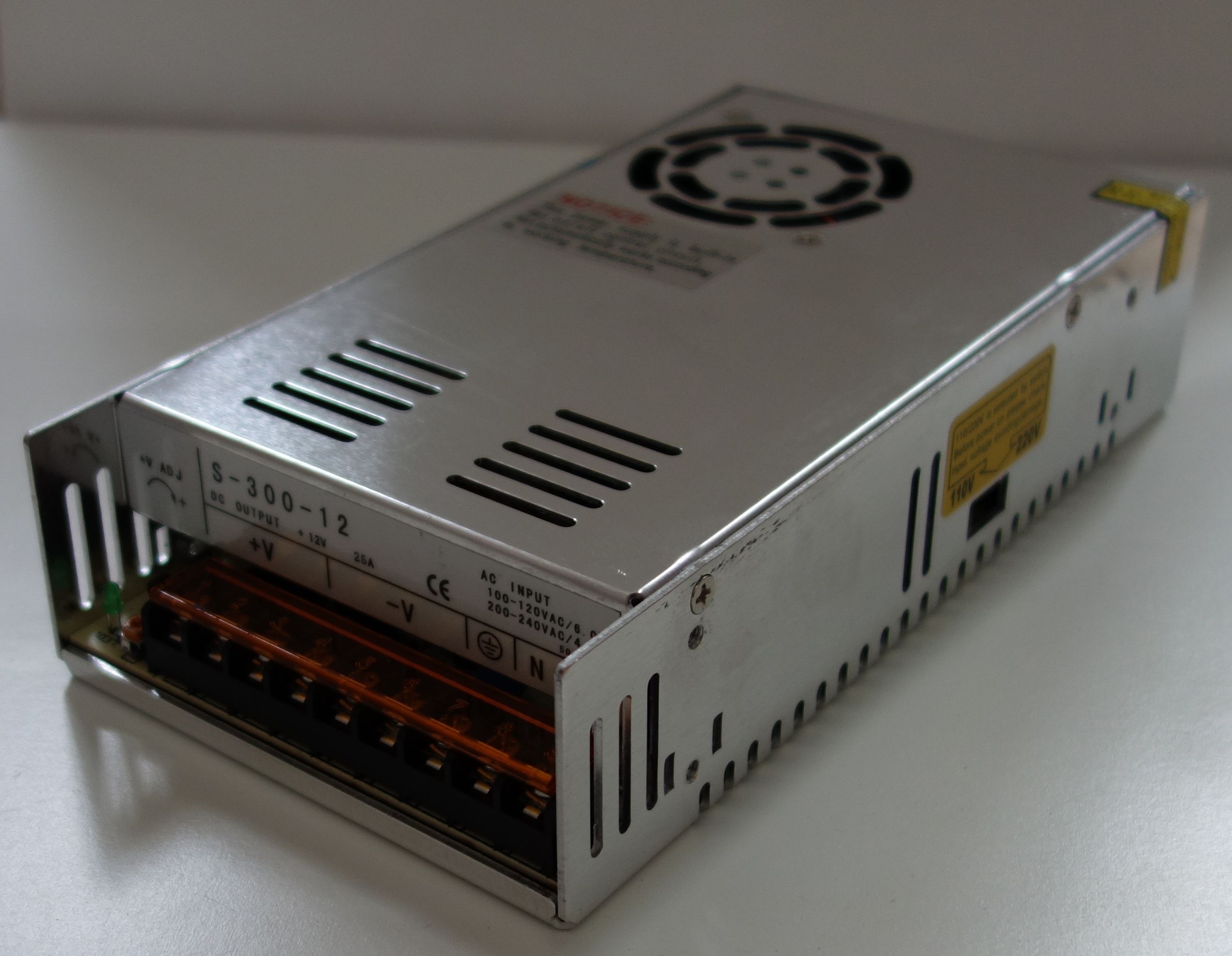 Produit — Transformateur 12V 300W