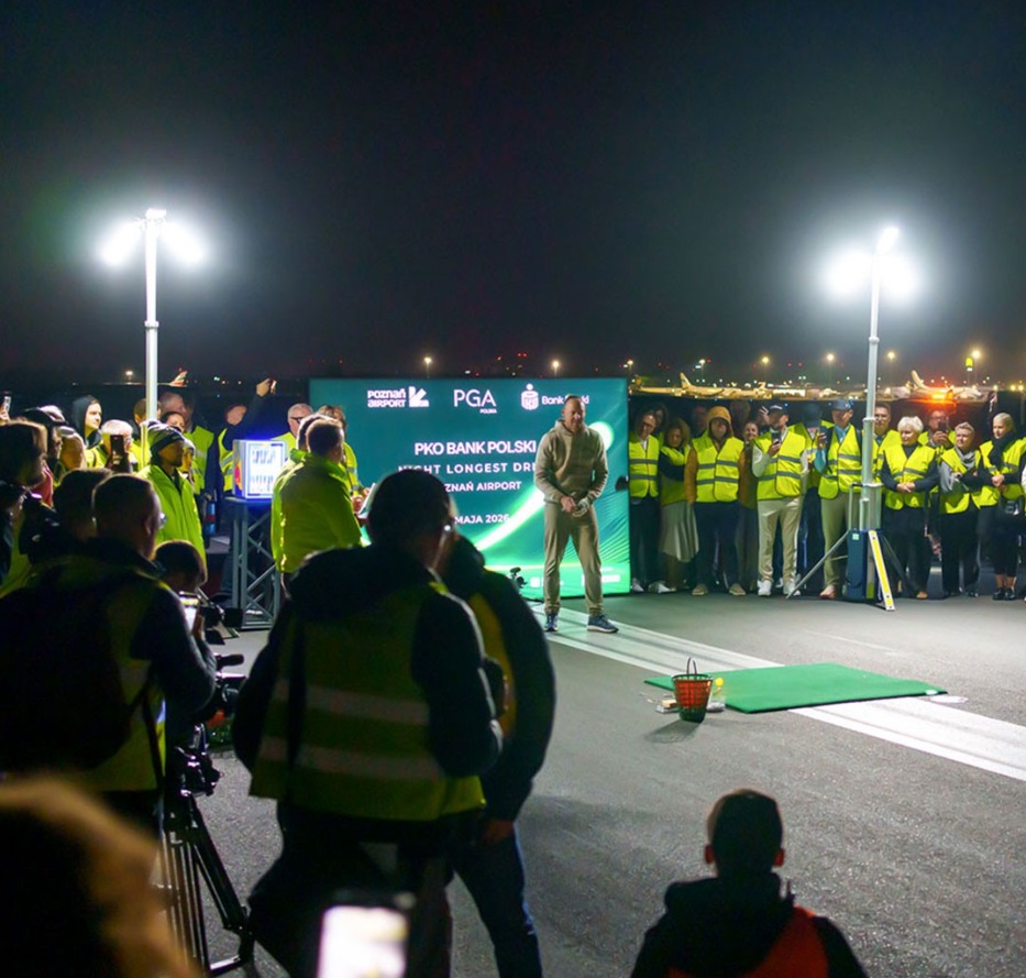 Prodotto — Tour d'éclairage LED 4 têtes TTL 12000 5000K 112000L