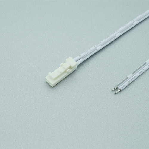 Câble MIKRO2-I (détrompeur inversé) blanc 24V/3A
