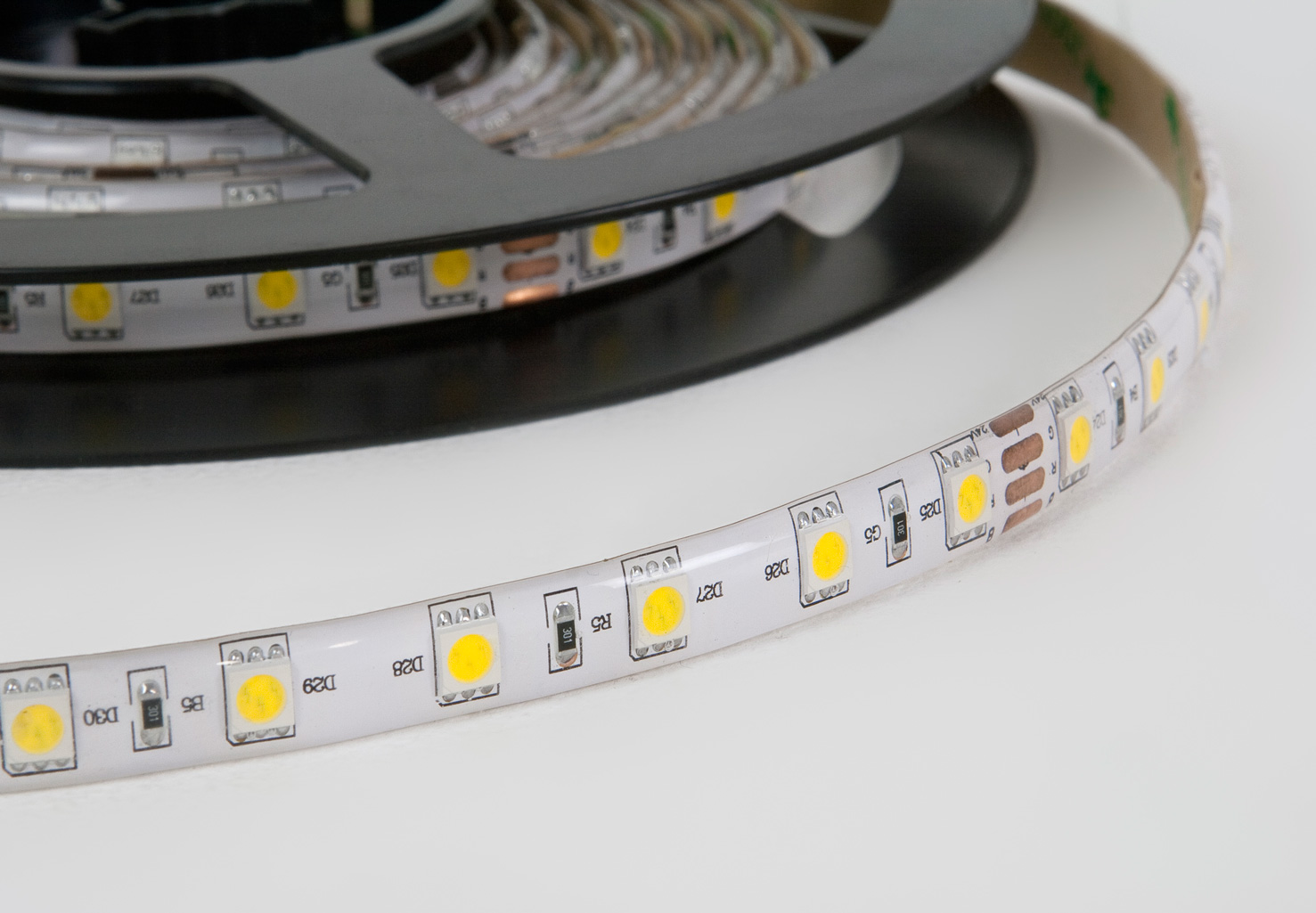 Strip LED IP65 SMD3528 4.2W/m 294L/m 3000K 24V 2mx8mm
